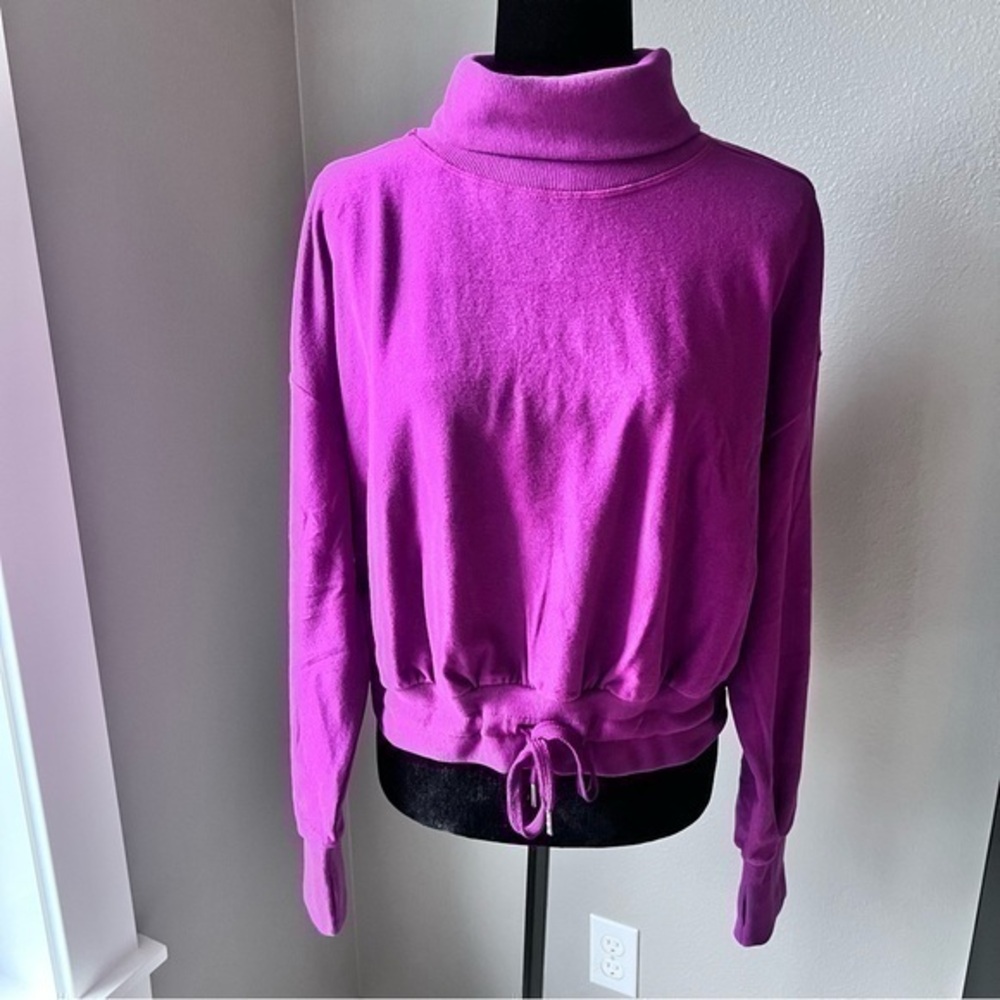 NWT Sweaty Betty Melody Luxe Fleece Pullover size medium
